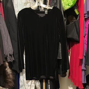 Liz Claiborne Black Fitted Blouse